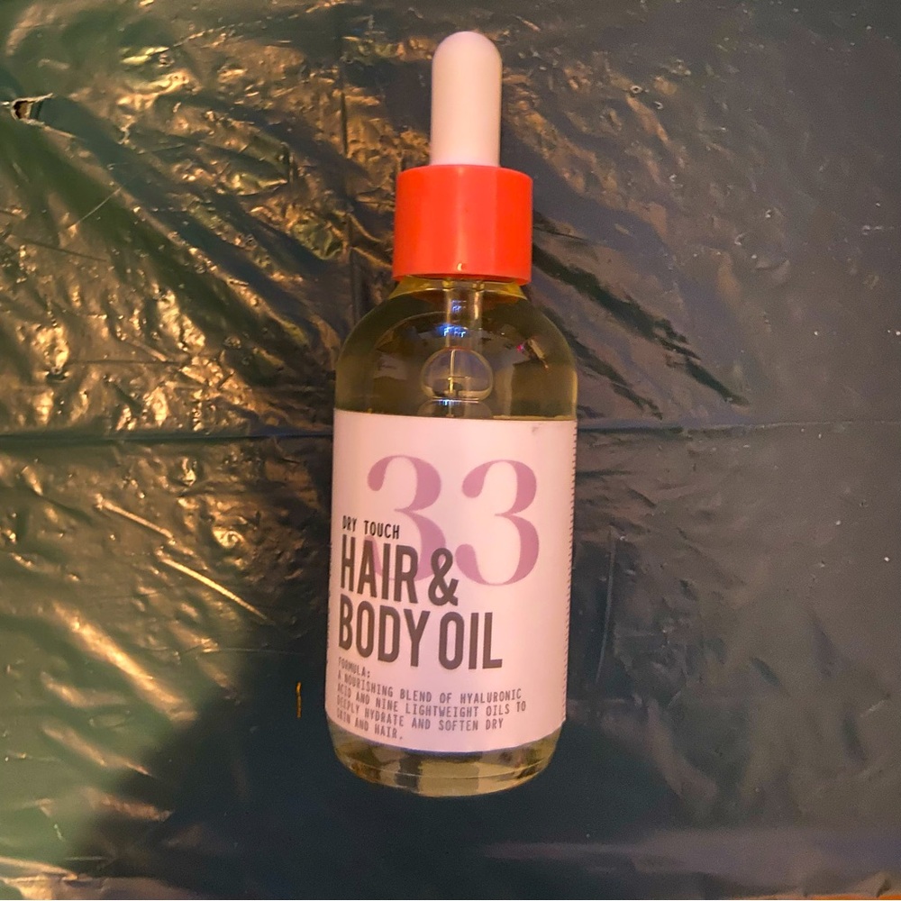 Miim.Miic 33 White Floral & Lavender Dry Touch Hair & Body oil 4 oz - NEW